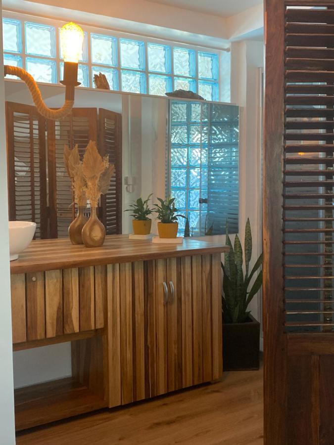 Au Pipiri Leve Apartment Schoelcher Luaran gambar